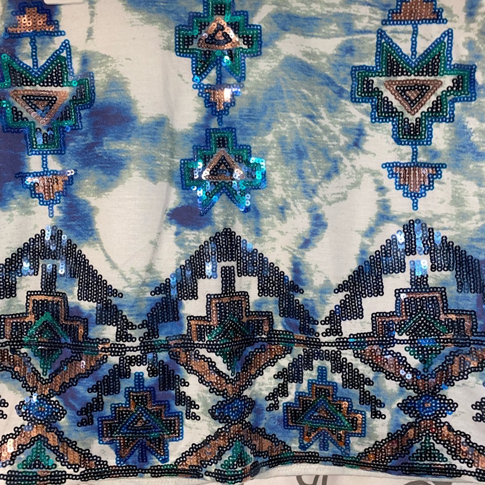 Express sequins/Aztec mini skirt - Picture 2 of 3